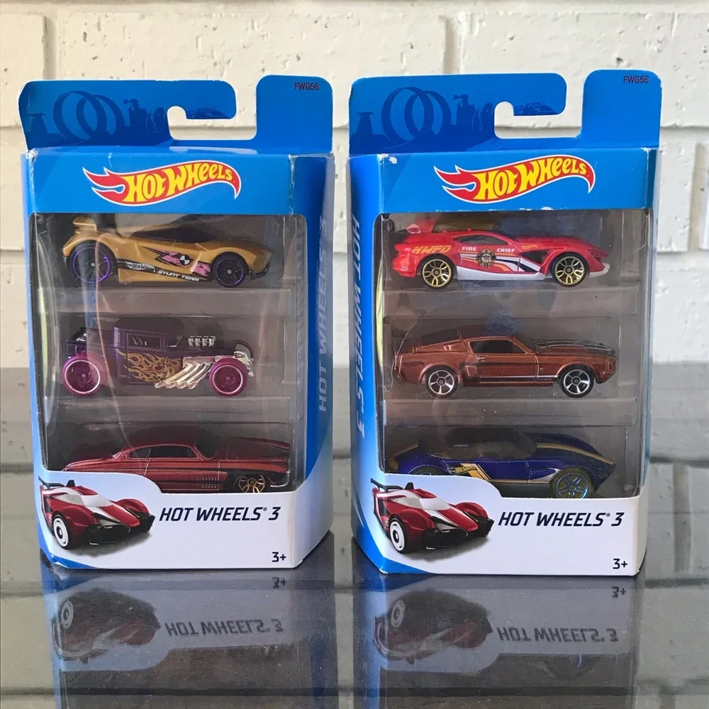 3 Pack Hot Wheels Lot of 2 - 6 total pieces (B)